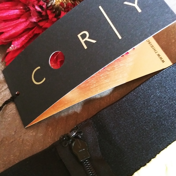 NWT Cory Mini Skirt Yellow Black Pattern - Picture 5 of 8